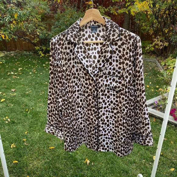 Club Monaco - Silk Pyjama Style Shirt - Picture 4 of 6